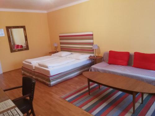 Hotel Kremsm�nstererhof