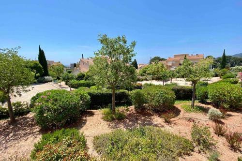 Apartamento T2 Carqueiranne Avec Piscine