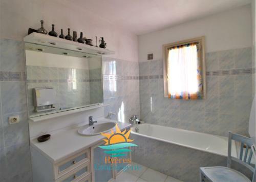 Pieds Dans L'eau-villa 4 Chambres - Piscine