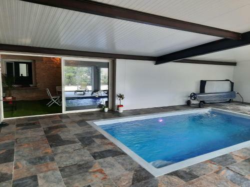 Bed & Breakfast La Ptite Adresse - Spa - Piscine Interieure - Parking Gratuit