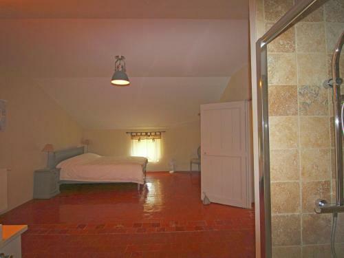 Modern Villa In Carpentras With Swimming Pool