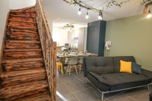 Carcassonne Maison, Jardin Sans Vis A Vis, Parking