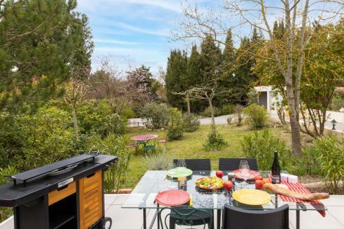 Sumptuous House Of 120m With Garden And Jacuzzi