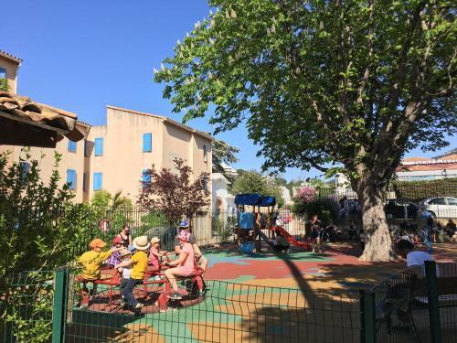 Apartamentos Le Coteau De Cassis