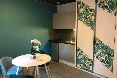 Apartamento Studio Cocooning � 50 M Du Port