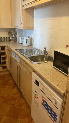 Apex Morrison St Apartment With Free Parking