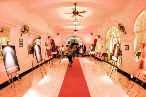 Le Grand Palais Boutique Hotel