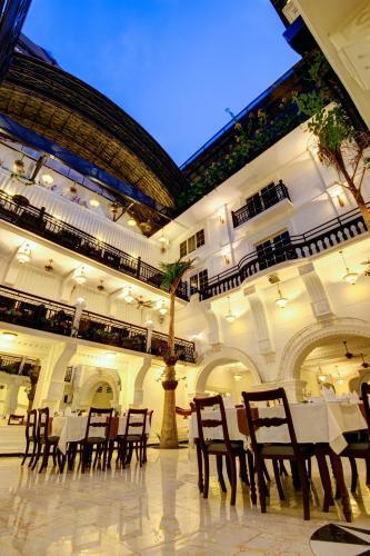Le Grand Palais Boutique Hotel