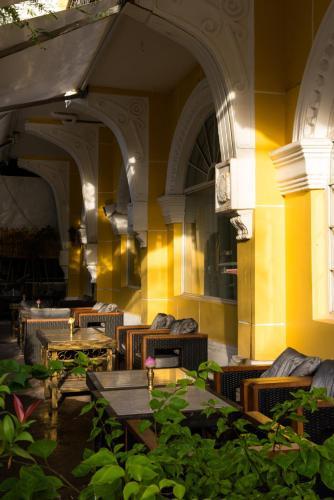 Le Grand Palais Boutique Hotel