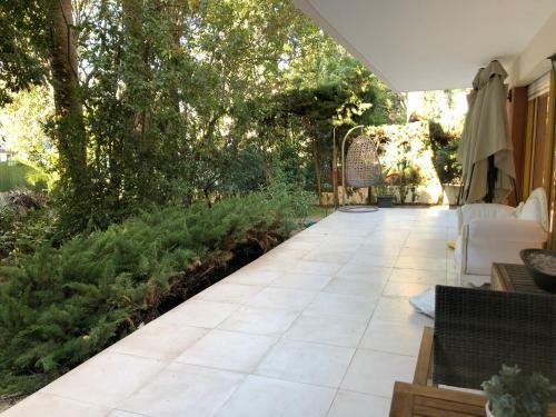 Luxe Apartment Center 6pers 300m2 Privare Garden