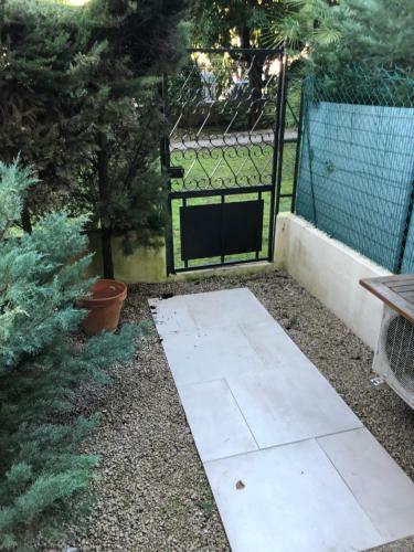 Luxe Apartment Center 6pers 300m2 Privare Garden