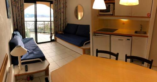 Cannes Apartment With Balcony And Sea View