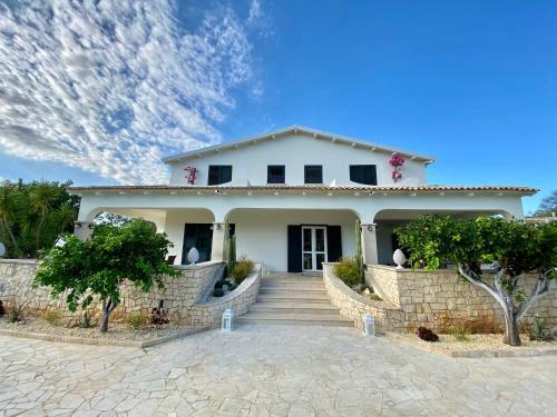 Villa La Gemmazza Di Monasteri