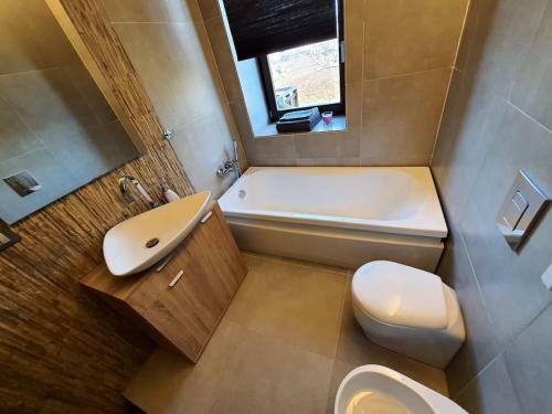 Villa Cristallo Private Apartment