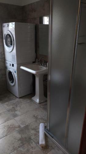 Hostal Bab San Feliciano 1 & 2