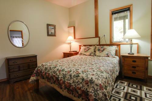 Moon And Sixpence B&B