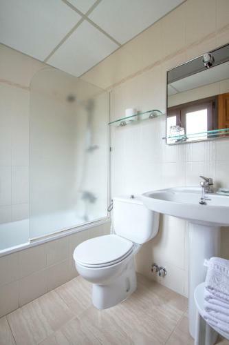 Hotel Farr� D'avall