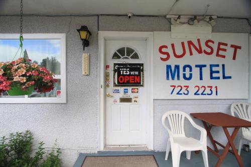Sunset Motel