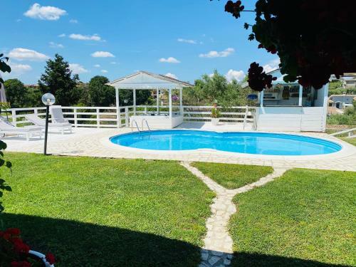 Villa Chanel Garden Relaxation Home
