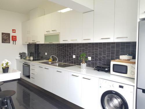 Lodge Find Out Santar�m