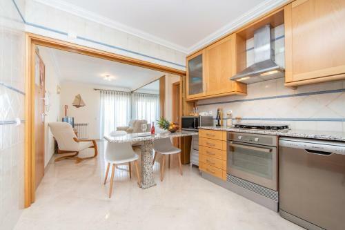S�o Bernardino Beach Bay Apartment - Bb