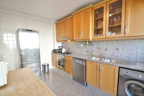 Apartamento Derek- A Poucos Metros Da Baia