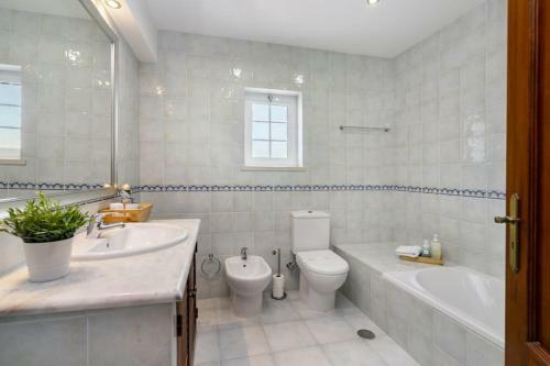 Villa Arade Riverside - Jacuzzi And Heated Pool