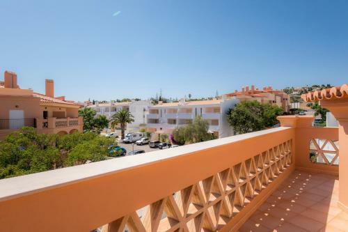 Bayluz Apartment, Pool, Beach , Tennis, Wifi, Aircon