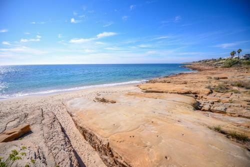 The Fantastic Beach House Of Luz