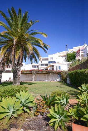 The Fantastic Beach House Of Luz