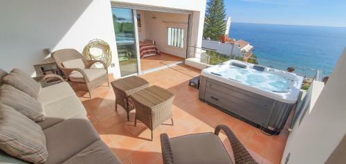 The Fantastic Beach House Of Luz