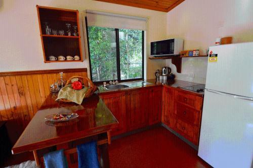 Montville Country Cabins