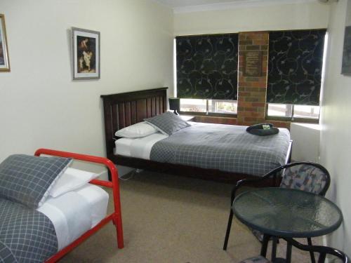Hostal Boomers Guest House Hamilton