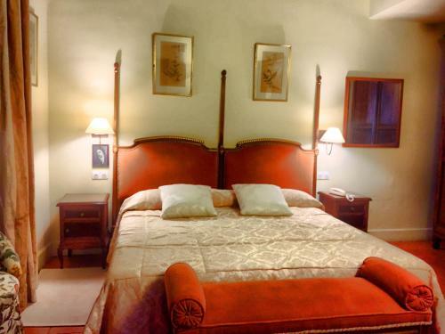 Hotel Caserio De Lobones