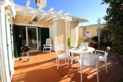 Villa Vila Bela Nova, Urb. Ac�cias 22.
