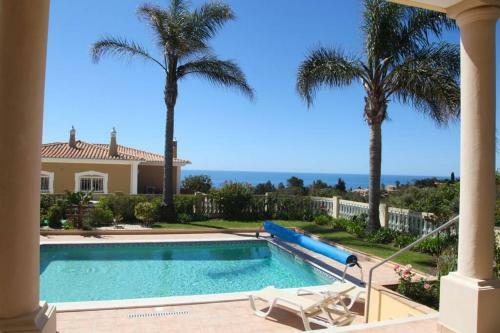 Villa Vila G, Mira Luz
