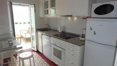 Apartamento Stay In Set�bal - Ac, Wi-fi 2 Bedroom Apt