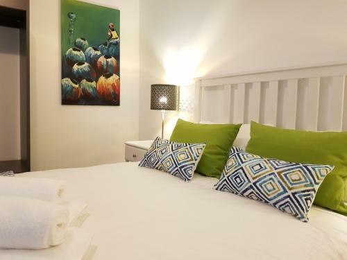 Vieira Apartments II