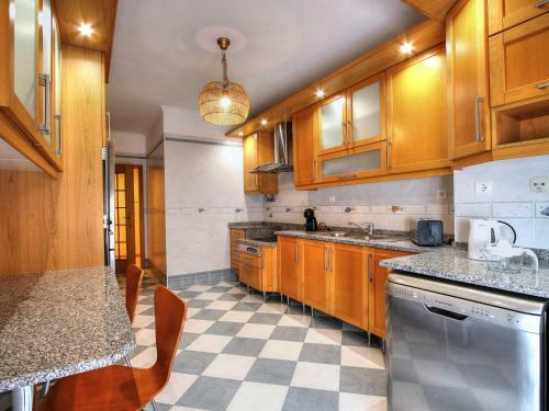 Apartamento Balcony With View, Private Garage, An Elevator