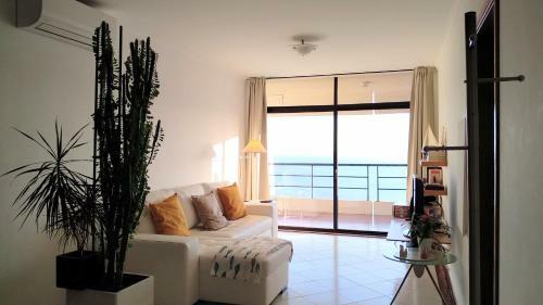 Apartamento Edif�cio Panor�mico - Fal�sia De Sesimbra