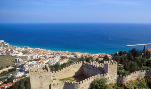Sesimbra California Beach Apartment