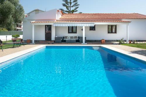 Casa Da Quintinha - Villa With A Pool