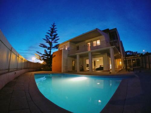 Faulha House,with Bbq And Swimming Pool