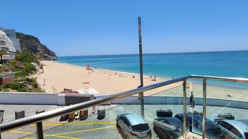 Apartamento Sesimbra California Beach Front