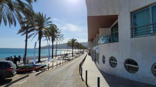 Apartamento Sesimbra California Beach Front