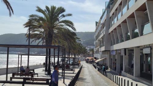 Apartamento Sesimbra California Beach Front