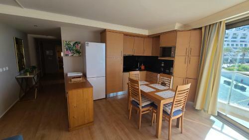 Apartamento Sesimbra California Beach Front