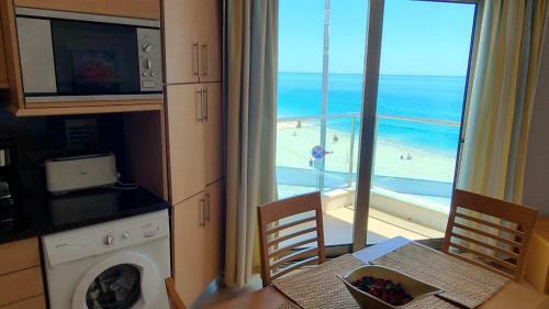 Apartamento Sesimbra California Beach Front