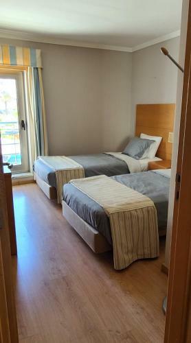 Apartamento Sesimbra California Beach Front