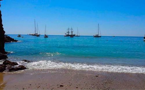 Oceanview Duplex Shared Pool & Beach Sesimbra